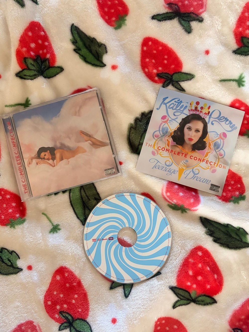 Limited Edition Collectible Katy Perry Teenage Dream The Complete Confection Cd